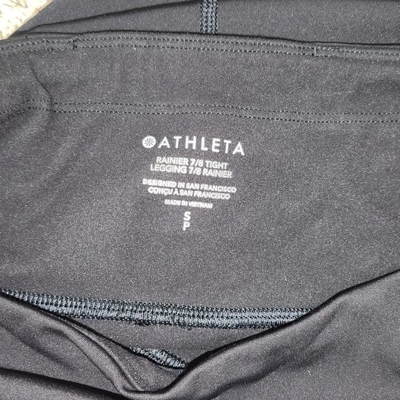 ATHLETA || Black Ankle Cropped Leggings - Picture 7 of 10